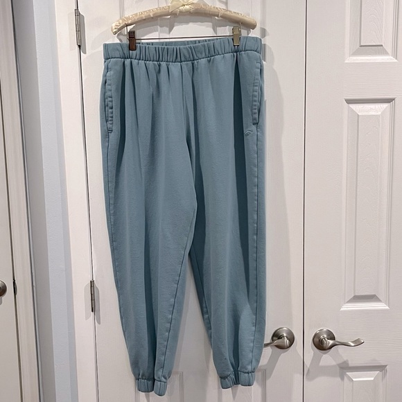 Hollister Sweatpants Bundle - Picture 4 of 16